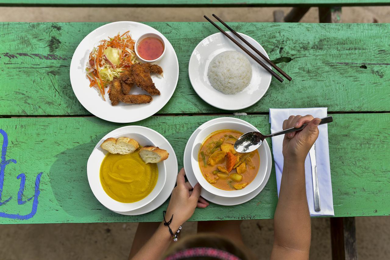 Hostel Jungle Republic Koh Rong Sanloem Zewnętrze zdjęcie