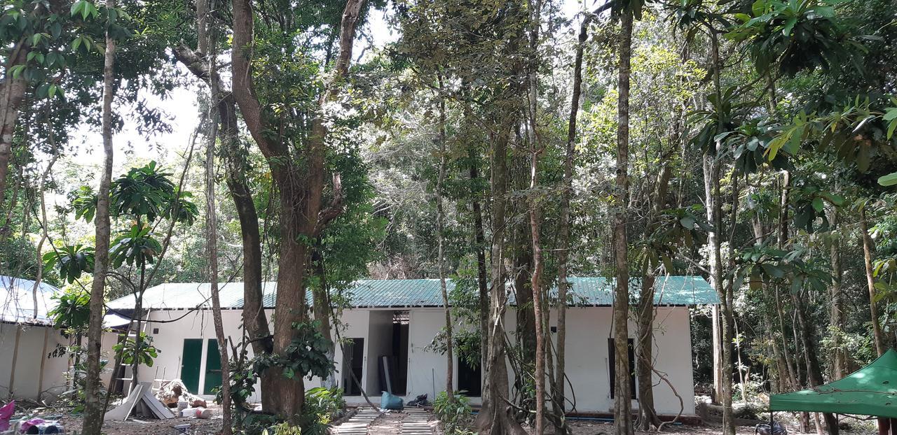 Hostel Jungle Republic Koh Rong Sanloem Zewnętrze zdjęcie